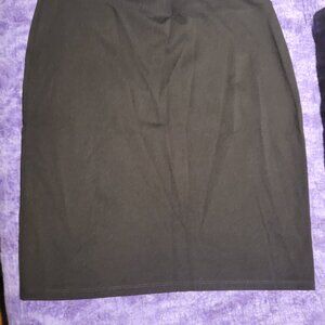 NWOT - It Fitz Me -Black, Stretchy Midi Pencil Skirt.